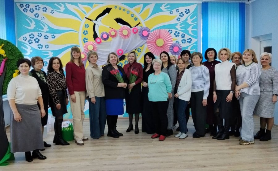 Поздравление с 8 Марта от первичной профсоюзной организации ГУО 