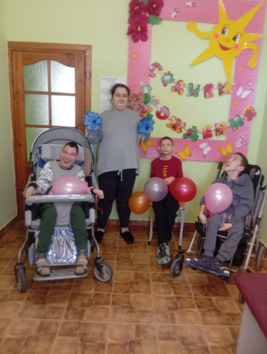 День рождения в кругу друзей